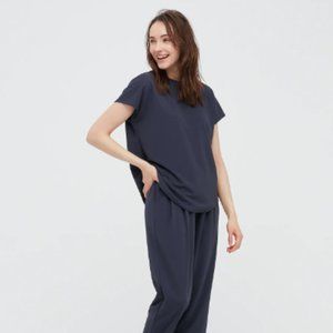 Uniqlo Crepe Jersey Crew Neck
